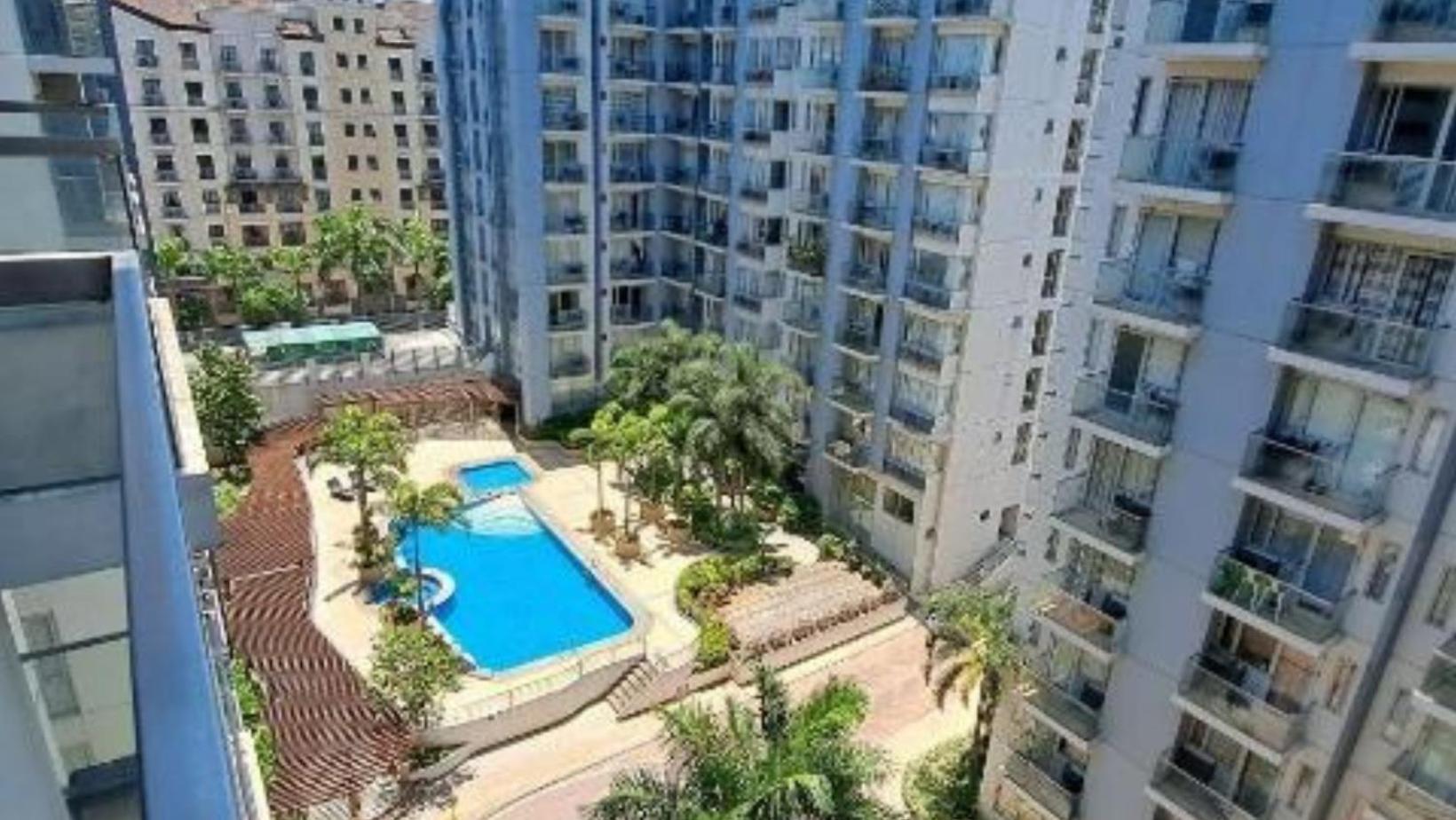 One Palm Tree Villas Condominium - Studio 7Th Fl With Balcony - Across Terminal 3 Airport Pasay Exteriör bild