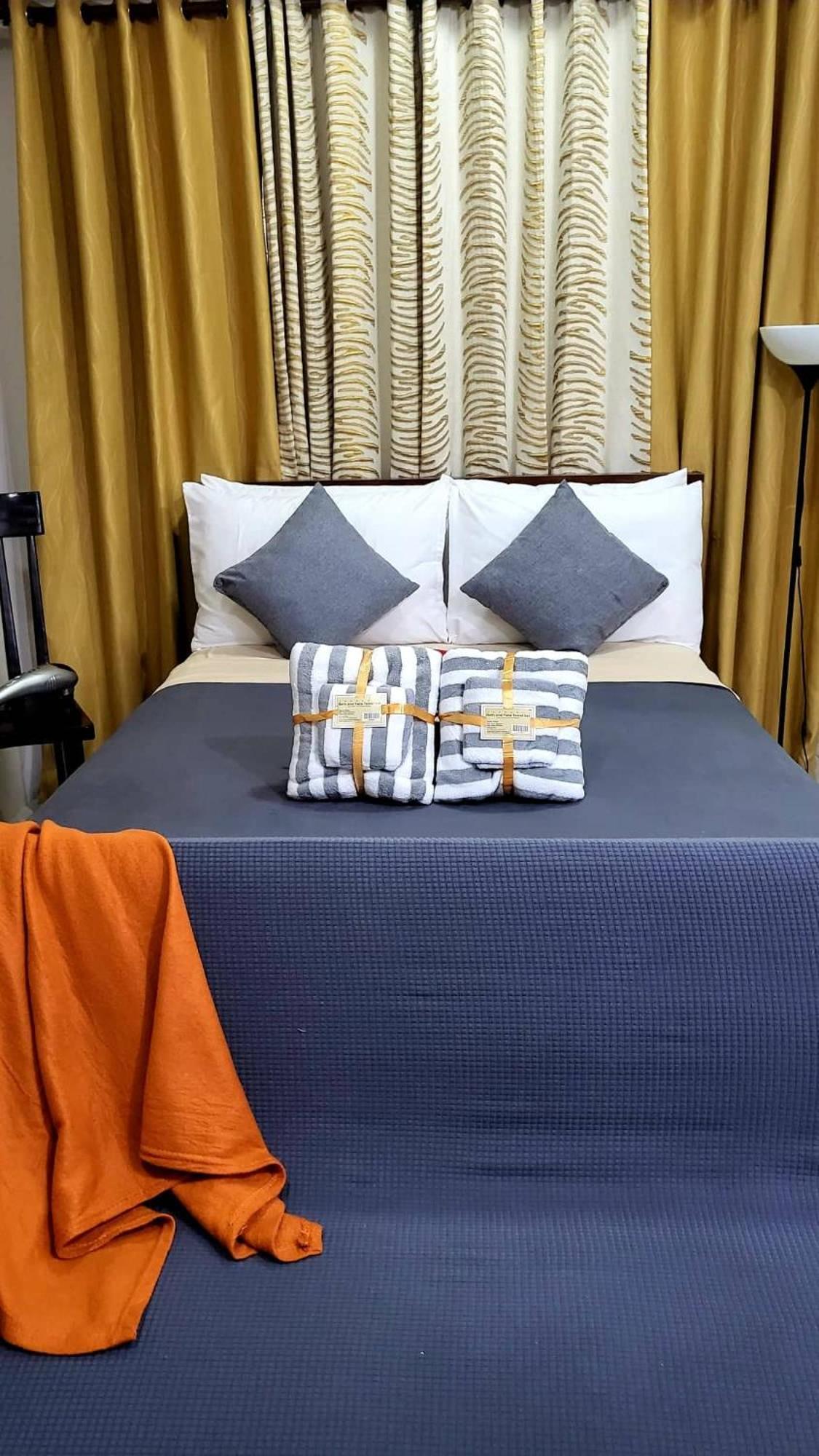 One Palm Tree Villas Condominium - Studio 7Th Fl With Balcony - Across Terminal 3 Airport Pasay Exteriör bild